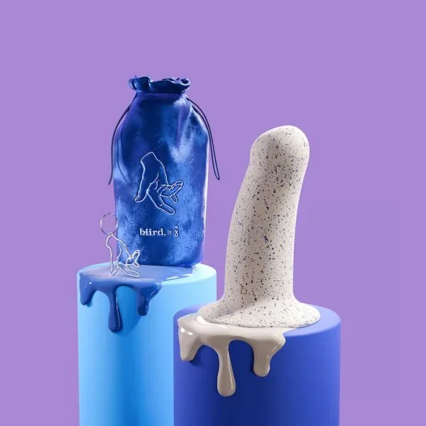 Biird Boo Soft Silicone Dildo – 5.5 Inches