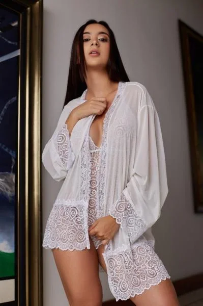 Crystal Kimono – White – One Size