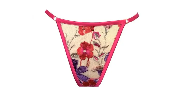 Embroidery G-String – 3-D Berry Floral –