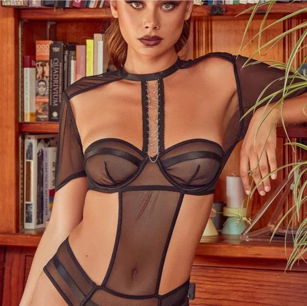 Josey Sleeved Mesh with Chain Bodysuit – Black –