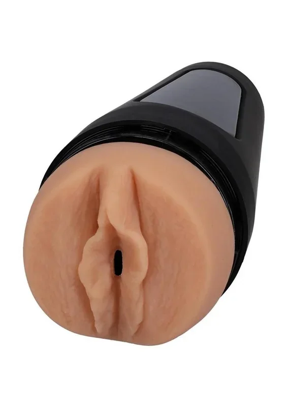 Main Squeeze Cami Strella Ultraskyn Masturbator – Pussy