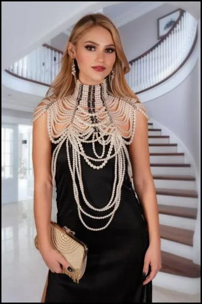 Pearl Body Chain – Beige – One Size