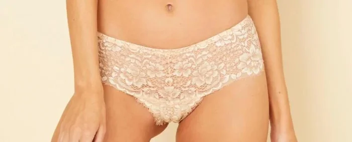 Pret A Porter Boyshort – Moon Ivory/Mandorla –