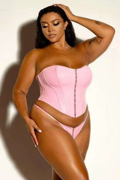 Rider Vinyl Bustier with Front Zipper and Panty – Begoina Pink –
