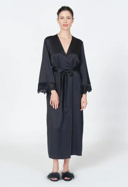 Rosey Robe – Black –
